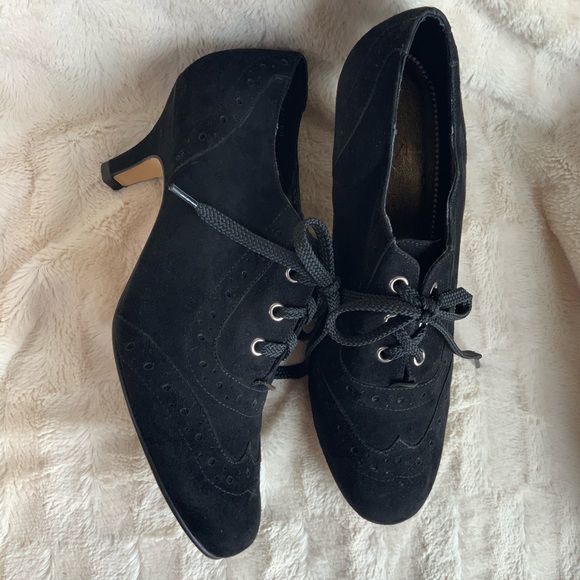 Ros Hommerson Shoes - ROS HOMMERSON Suede Wing Tip Ankle Bootie